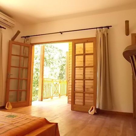 Lilot Beach Chalets Glacis  Pokoj fotografie